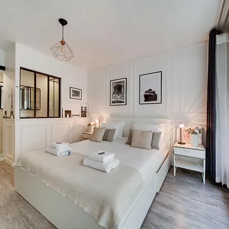 Stunning Historical Parisian Flat - Louvre Area Parigi